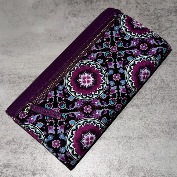 Vera Bradley RFID Audrey Wallet in "Dream Tapestry" pattern - Picture 4 of 4